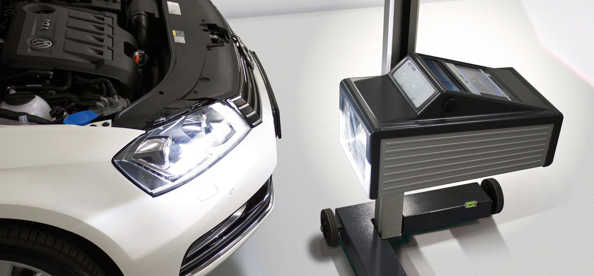 Регулировка двух фар за 1000 рублей!